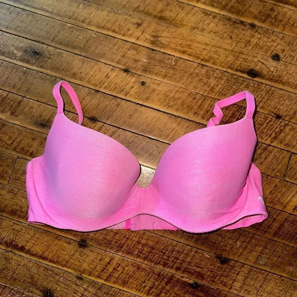 Victoria’s Secret hot pink lingerie light lift 32C bra
